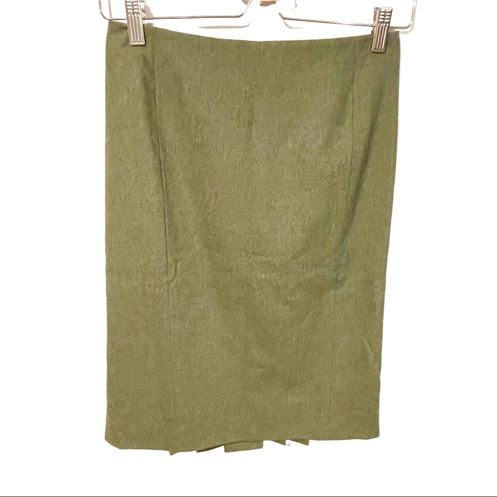 Etro Size 38 Green Wool Pleated Back Zip‎ Back Pencil Skirt